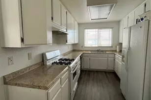 12258 Jasmine Ct, Victorville, CA 92395 - Photo 4