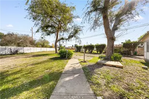 734 E Alwood, West Covina, CA 91790 - Photo 32