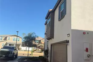 40718 Melrose Dr, Temecula, CA 92591 - Photo 8