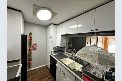 5460 White Oak Ave #C106, Encino, CA 91316 - Photo 10