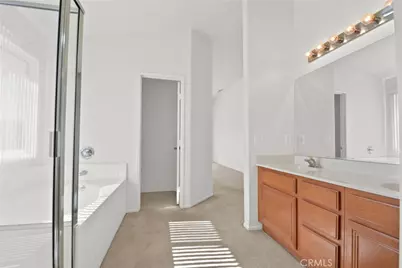 8910 Newcastle, Hesperia, CA 92344 - Photo 16