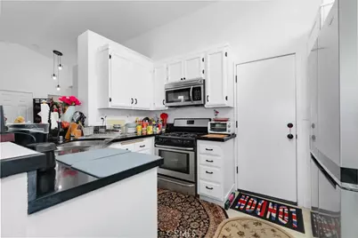 13035 Troy Court, Victorville, CA 92395 - Photo 6