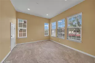 15621 Pisa Ln, Fontana, CA 92336 - Photo 4