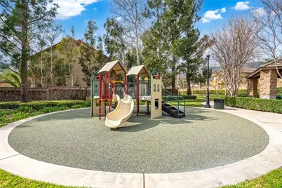 15621 Pisa Lane, Fontana, CA 92336 - Photo 52