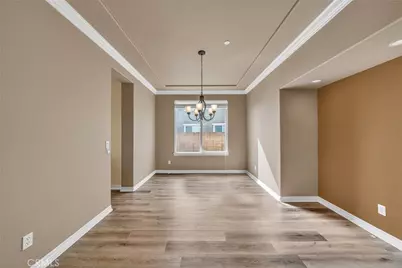 15621 Pisa Lane, Fontana, CA 92336 - Photo 8