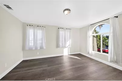 819 E 73rd, Los Angeles, CA 90001 - Photo 16