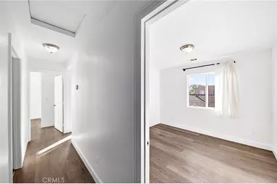 819 E 73rd, Los Angeles, CA 90001 - Photo 12