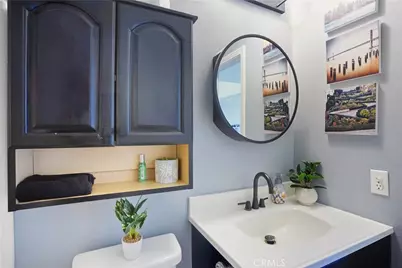 321 Burlington Common, Santa Ana, CA 92704 - Photo 18