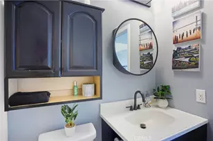 321 Burlington Common, Santa Ana, CA 92704 - Photo 18