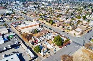 584 E H St, Colton, CA 92324 - Photo 6