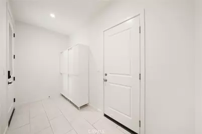 184 Elkhorn, Irvine, CA 92618 - Photo 8