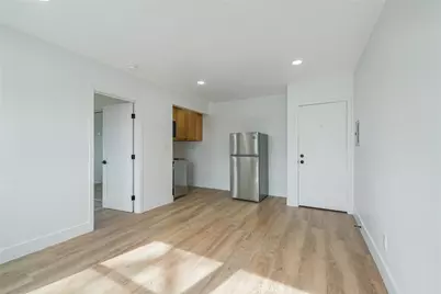 250 Olive Street, Claremont, CA 91711 - Photo 12