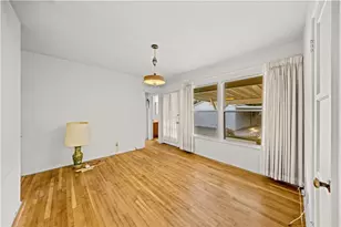 1905 Kenneth Way, Pasadena, CA 91103 - Photo 10