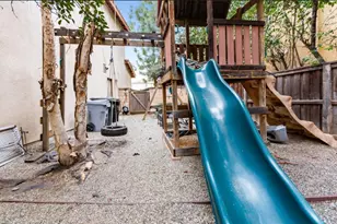 1842 Richards Pl, Upland, CA 91784 - Photo 28