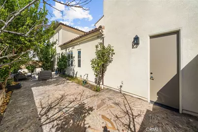 94 Mission, Irvine, CA 92618 - Photo 34