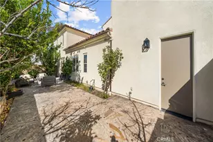 94 Mission, Irvine, CA 92618 - Photo 34