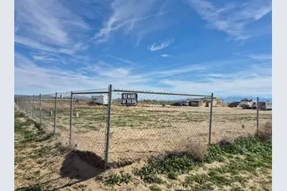 80 E Avenue G, Lancaster, CA 93535 - Photo 1