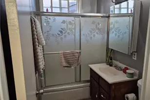 727 S Eastmont Ave, Los Angeles, CA 90022 - Photo 30