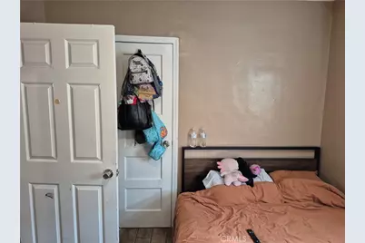 727 S Eastmont Avenue, Los Angeles, CA 90022 - Photo 14