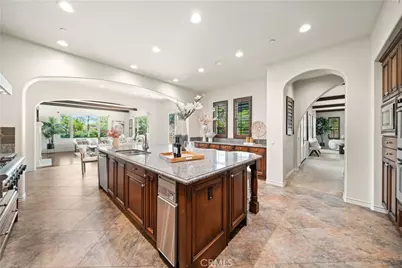 2879 Venezia Court, Chino Hills, CA 91709 - Photo 10