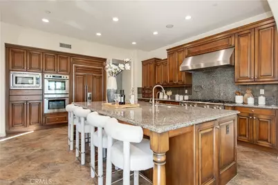 2879 Venezia Court, Chino Hills, CA 91709 - Photo 10