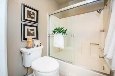 2960 Champion #709, Tustin, CA 92782 - Photo 32