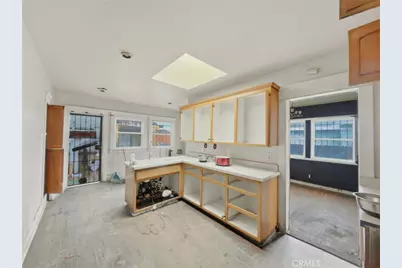225 W 12th, Long Beach, CA 90813 - Photo 8