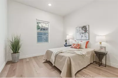 218 Geyser, Irvine, CA 92618 - Photo 4