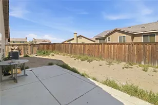 11648 Dos Palmas, Victorville, CA 92392 - Photo 24