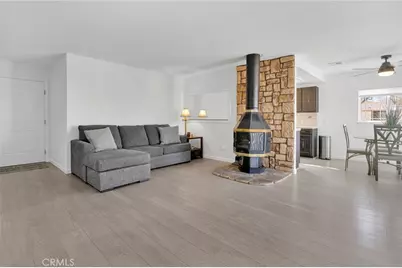 16020 Lime, Hesperia, CA 92345 - Photo 6