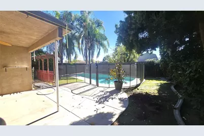 9909 Mona Lisa Ln, Bakersfield, CA 93312 - Photo 10