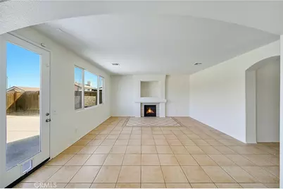 9373 Dragon Tree, Hesperia, CA 92344 - Photo 8