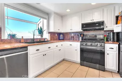 4426 Corona, Norco, CA 92860 - Photo 12