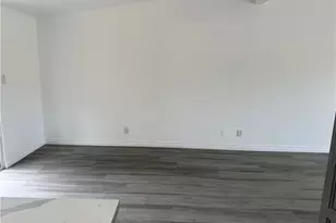 2435 W Broadway, Anaheim, CA 92804 - Photo 8