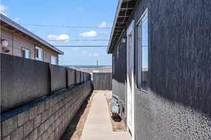 813 E Fredricks St, Barstow, CA 92311 - Photo 14