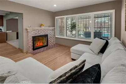 10624 S 6th Avenue, Inglewood, CA 90303 - Photo 8