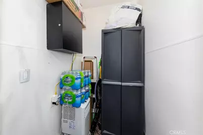 8836 Sierra Avenue, Fontana, CA 92335 - Photo 18