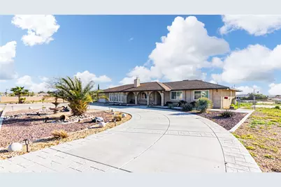 15358 Apple Valley, Apple Valley, CA 92307 - Photo 2