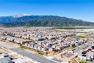 16651 Snowdrop, Fontana, CA 92336 - Photo 38