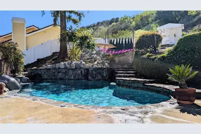 20224 Chapter, Woodland Hills, CA 91364 - Photo 52