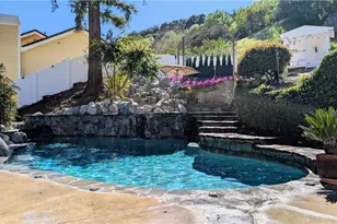 20224 Chapter, Woodland Hills, CA 91364 - Photo 52