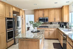 20224 Chapter, Woodland Hills, CA 91364 - Photo 24