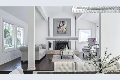 20224 Chapter, Woodland Hills, CA 91364 - Photo 18