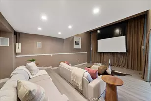 9653 Oak Pass Rd, Beverly Hills, CA 90210 - Photo 18