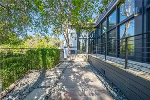 9653 Oak Pass Rd, Beverly Hills, CA 90210 - Photo 6