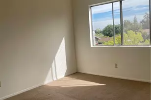 972 E California Blvd, Pasadena, CA 91106 - Photo 10
