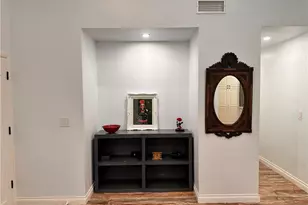 17400 Laurelbrook Ct, Cerritos, CA 90703 - Photo 8