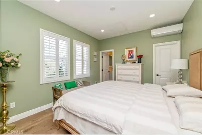 220 Barnes, Tustin, CA 92782 - Photo 20