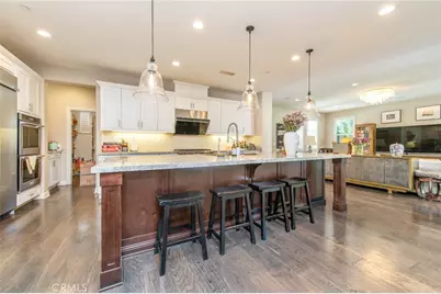 220 Barnes, Tustin, CA 92782 - Photo 12