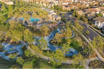 220 Barnes, Tustin, CA 92782 - Photo 60